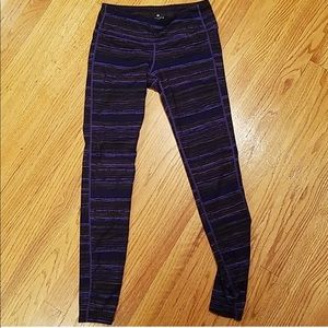 Athleta Chatarunga Leggings S- tall